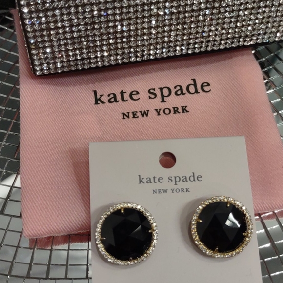 ♠️Kate Spade cubic zirconia she has spark earrings Black Faux Diamond round New - Picture 3 of 11